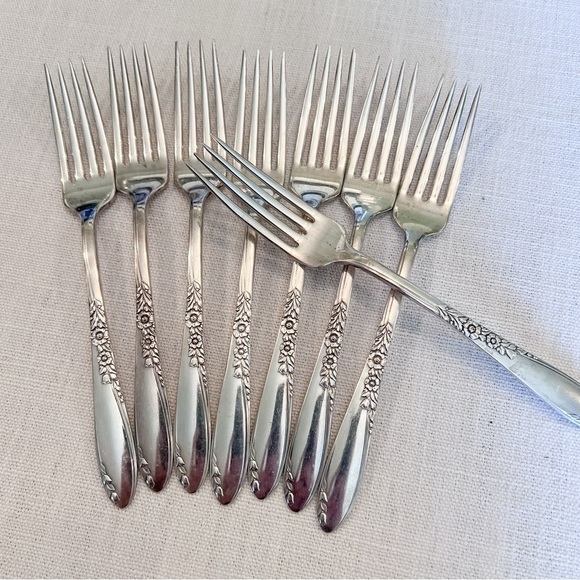 8 Oneida Dinner Forks Country Lane Pattern Wm A Rogers Flatware Silverplate - Picture 4 of 6
